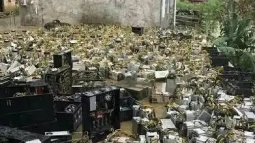 A modern, eco-friendly mining farm powered by renewable energy
